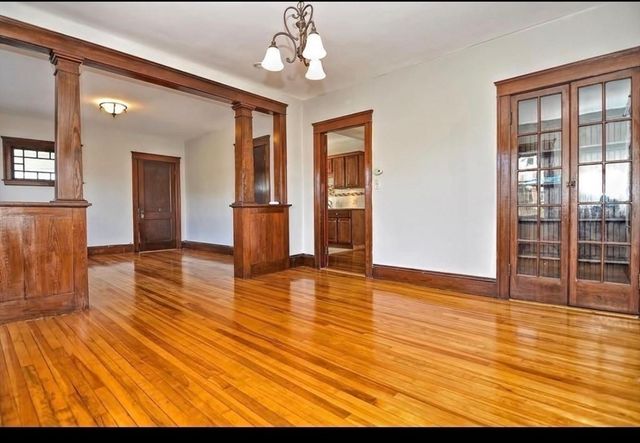 278 Greenwood St 2, Worcester, MA 01607