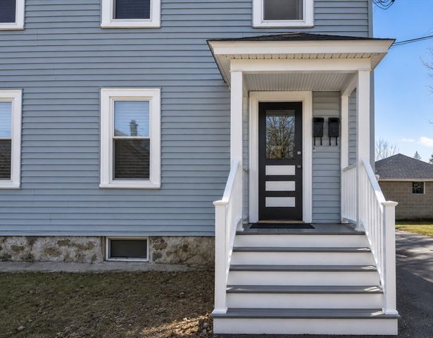 278 Greenwood St 2, Worcester, MA 01607