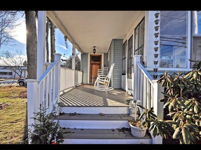 278 Greenwood St 2, Worcester, MA 01607