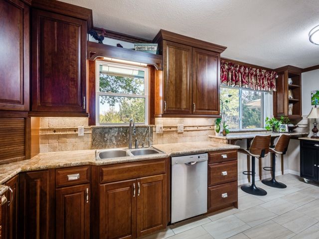 16590 Redbud Drive, Frisco, TX 75071