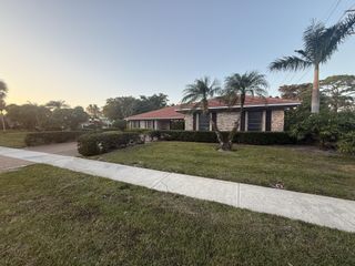 2101 NW 25th Street, Boca Raton, FL 33431