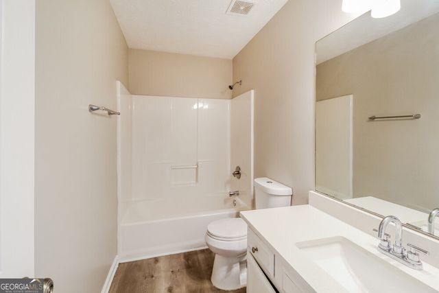 1165 Mundys Mill Road, Jonesboro, GA 30238