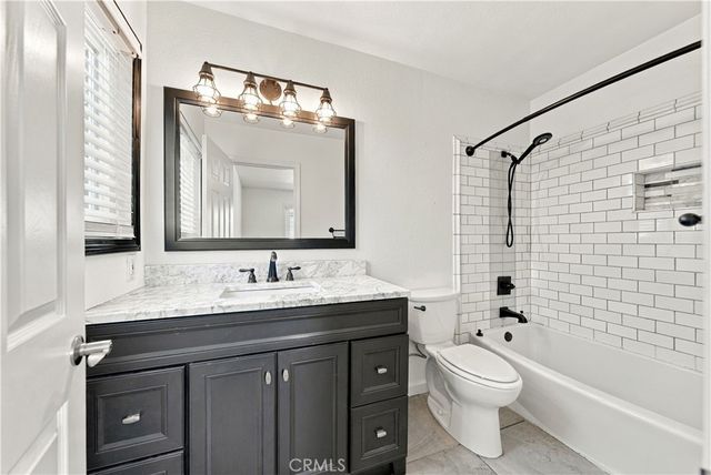 718 Buena Tierra Way 179, Oceanside, CA 92057
