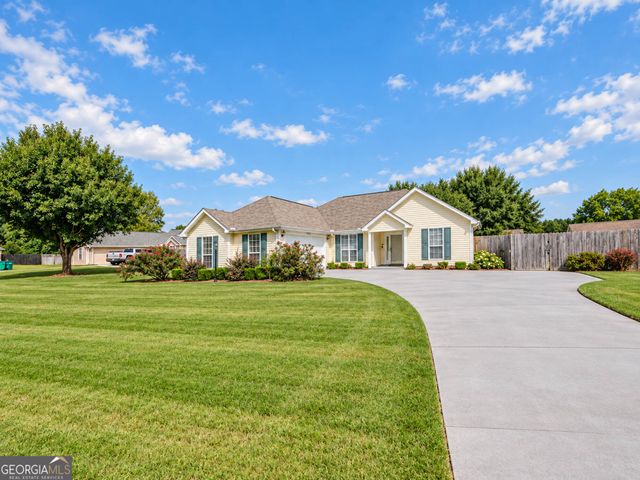 133 Darin Drive, Byron, GA 31008