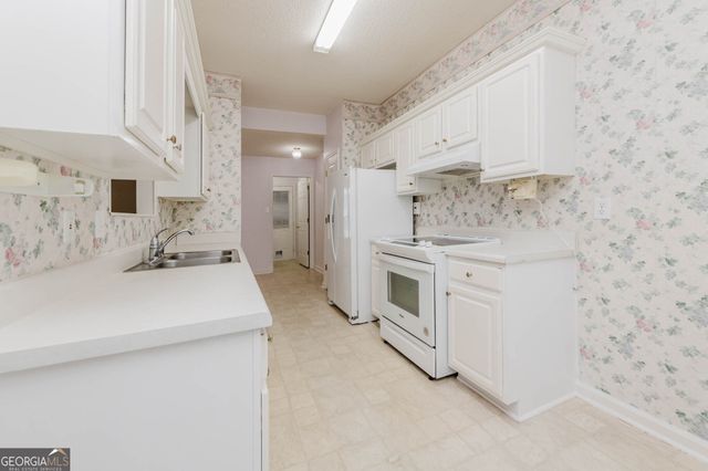 133 Darin Drive, Byron, GA 31008