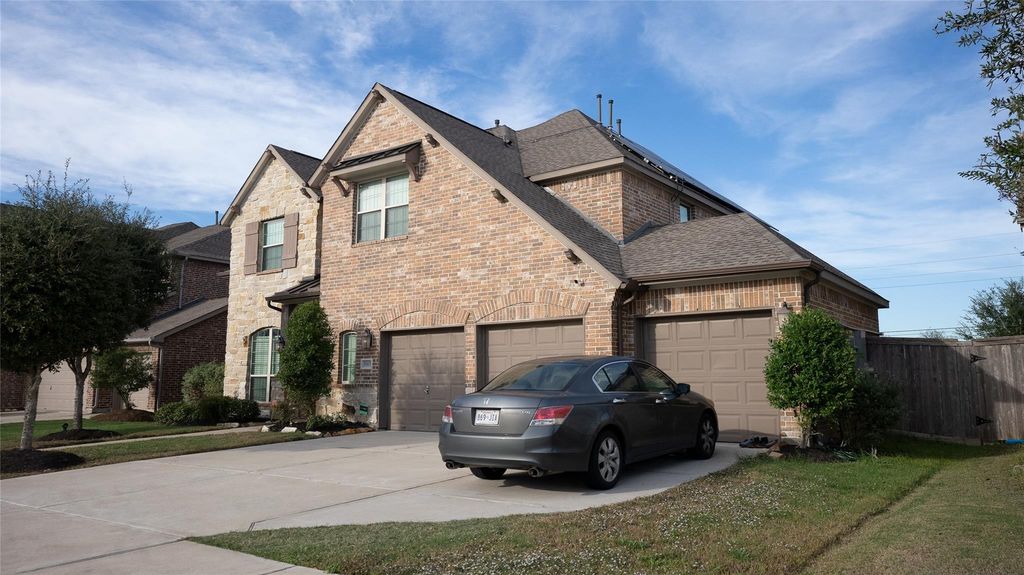 5915 Glass Peak Lane, Richmond, TX 77469