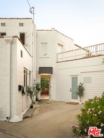 2233 Crest Way, Los Angeles, CA 90068