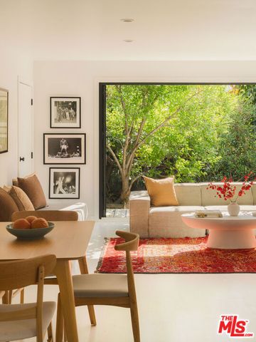 2233 Crest Way, Los Angeles, CA 90068