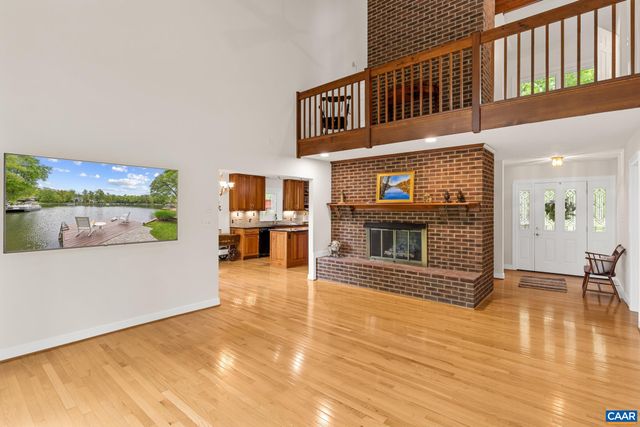 4 LAKEVIEW CIR, Palmyra, VA 22963