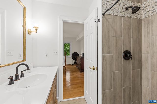 4 LAKEVIEW CIR, Palmyra, VA 22963