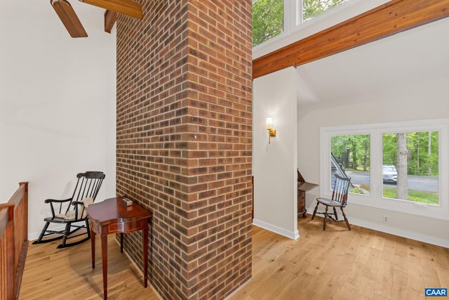 4 LAKEVIEW CIR, Palmyra, VA 22963