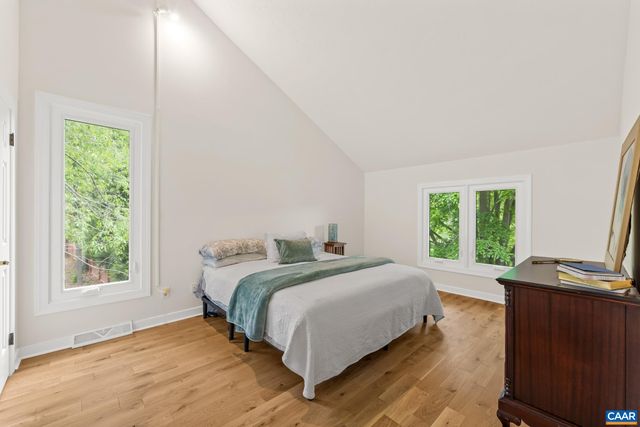 4 LAKEVIEW CIR, Palmyra, VA 22963