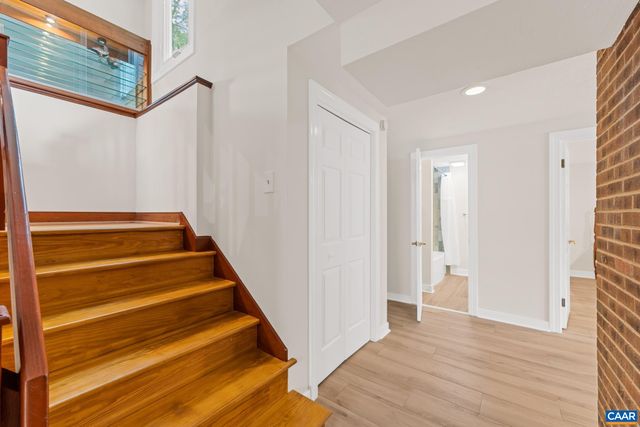 4 LAKEVIEW CIR, Palmyra, VA 22963
