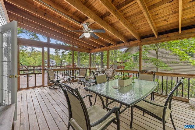 4 LAKEVIEW CIR, Palmyra, VA 22963