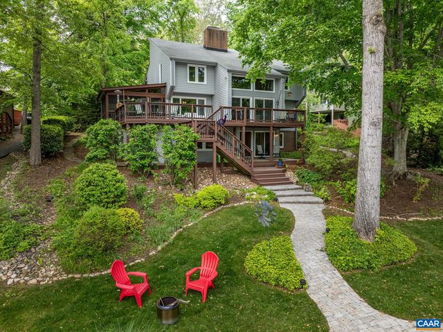 4 LAKEVIEW CIR, Palmyra, VA 22963