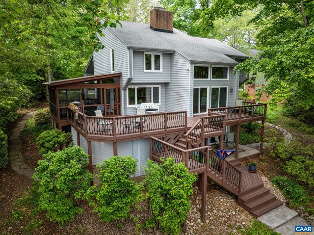 4 LAKEVIEW CIR, Palmyra, VA 22963