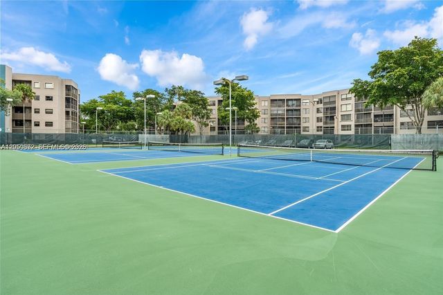 1101 Colony Point Circle 102, Pembroke Pines, FL 33026