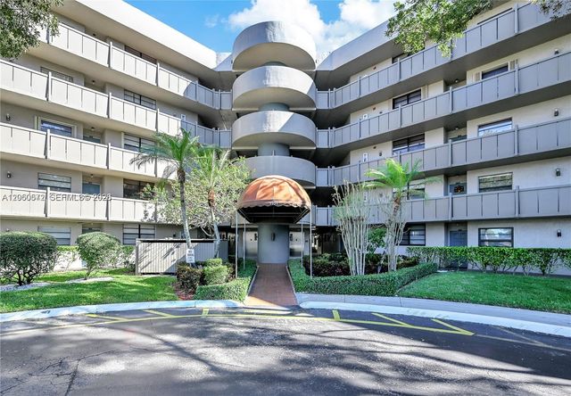 1101 Colony Point Circle 102, Pembroke Pines, FL 33026
