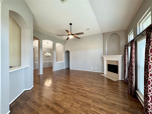 3506 Deerbrook Court, Pearland, TX 77584