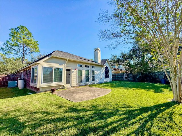 3506 Deerbrook Court, Pearland, TX 77584