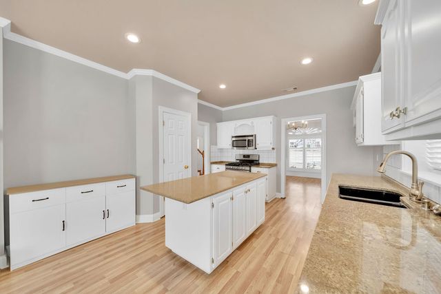 10304 E 90th Street North, Owasso, OK 74055