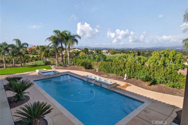 6959 Wyndham Hill, Riverside, CA 92506