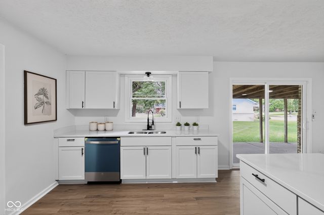 4034 Nevermind Way, Greenwood, IN 46142