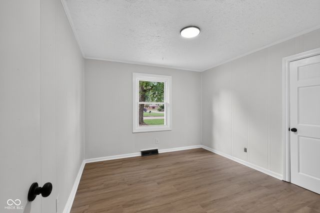 4034 Nevermind Way, Greenwood, IN 46142