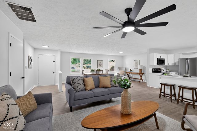 4034 Nevermind Way, Greenwood, IN 46142