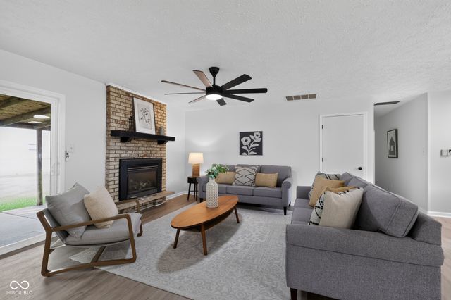 4034 Nevermind Way, Greenwood, IN 46142