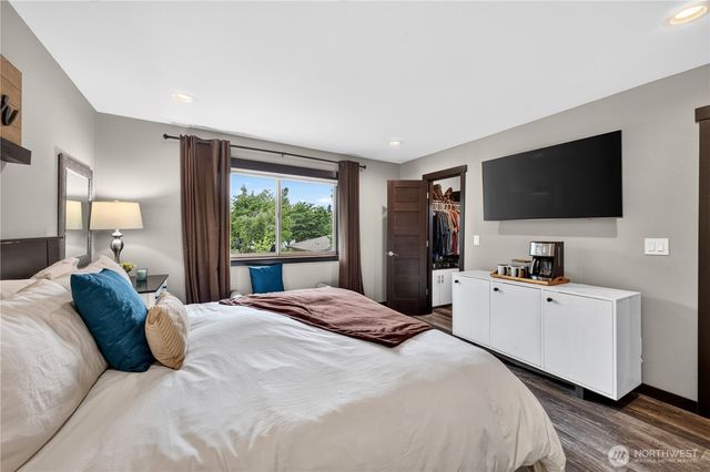 34435 32nd Court SW, Federal Way, WA 98023
