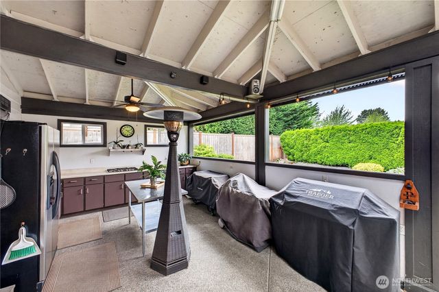 34435 32nd Court SW, Federal Way, WA 98023