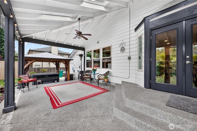 34435 32nd Court SW, Federal Way, WA 98023