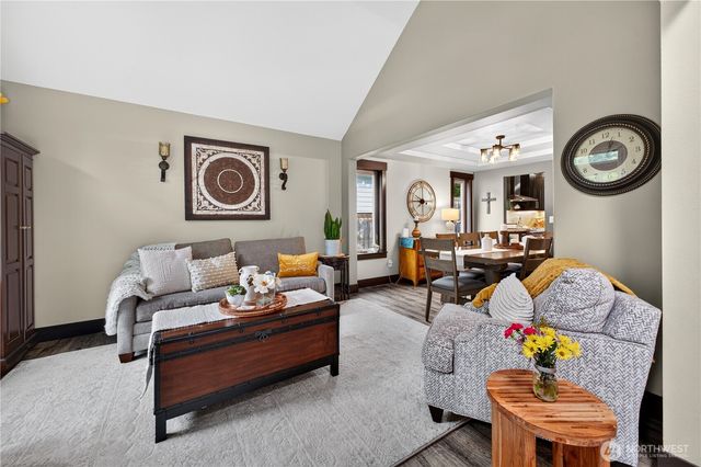 34435 32nd Court SW, Federal Way, WA 98023