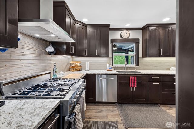 34435 32nd Court SW, Federal Way, WA 98023