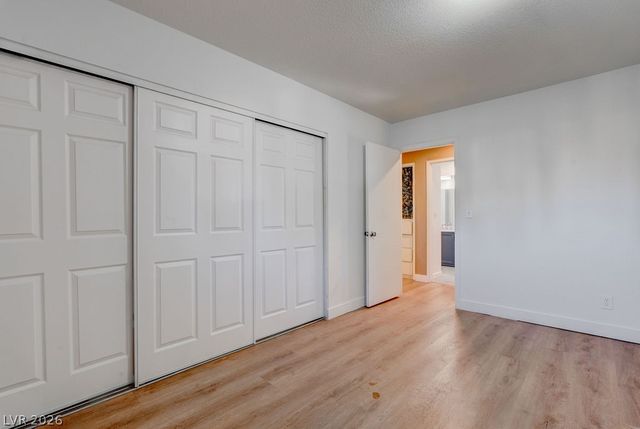 1489 Santa Anita Drive, Las Vegas, NV 89119