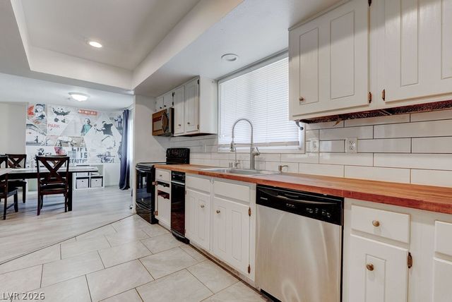 1489 Santa Anita Drive, Las Vegas, NV 89119