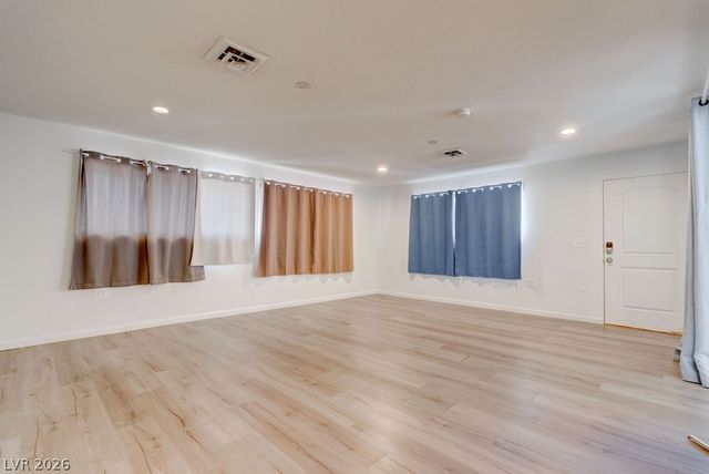 1489 Santa Anita Drive, Las Vegas, NV 89119