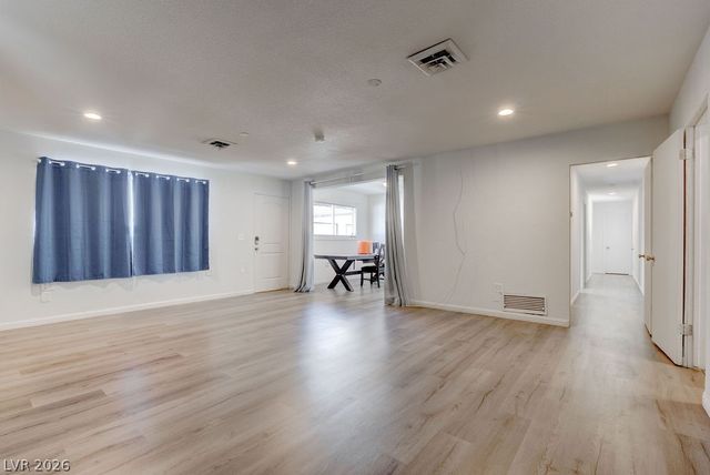 1489 Santa Anita Drive, Las Vegas, NV 89119