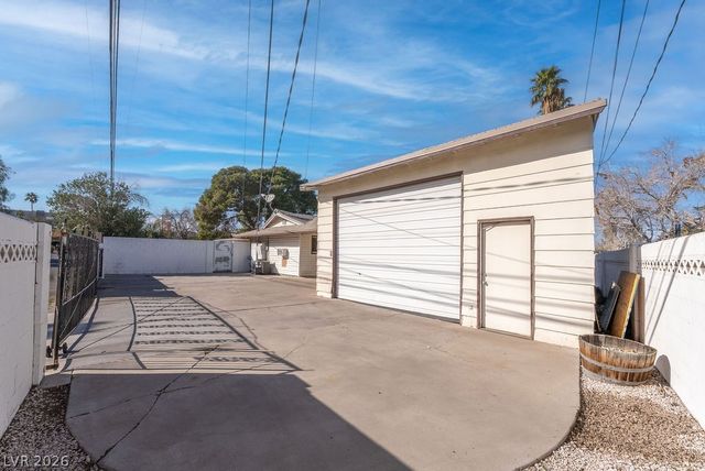 1489 Santa Anita Drive, Las Vegas, NV 89119