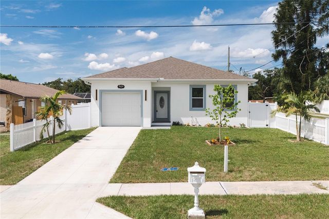 8424 N 16TH STREET, Tampa, FL 33604