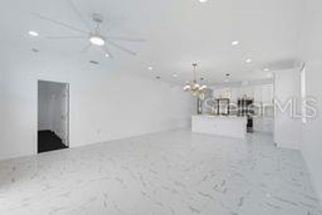 8424 N 16TH STREET, Tampa, FL 33604