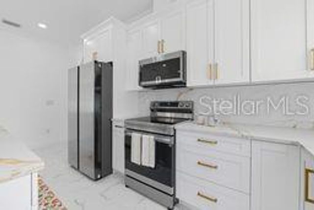 8424 N 16TH STREET, Tampa, FL 33604