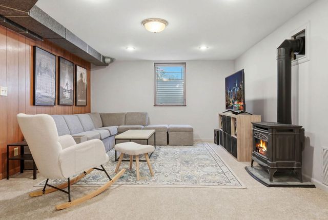 4315 16th Avenue S, Minneapolis, MN 55407