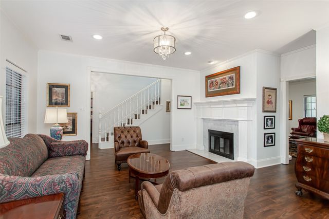 6622 Barclay Lane, Garland, TX 75044