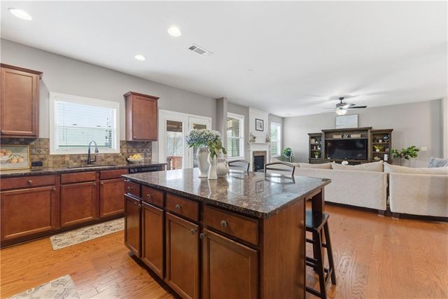 607 Ceremony Way, Acworth, GA 30102