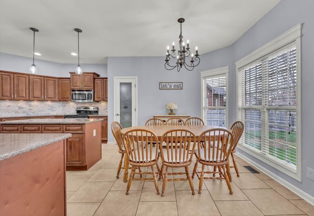 409 Carson Bailey Ct, Clarksville, TN 37043