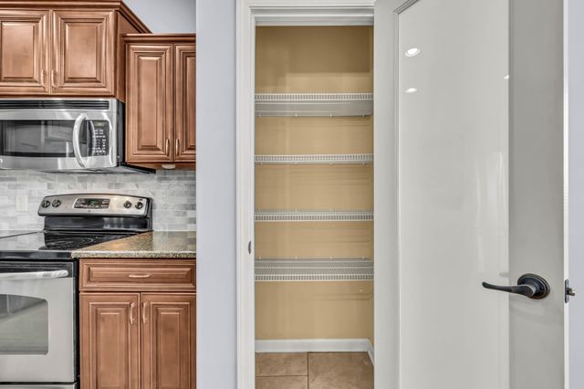 409 Carson Bailey Ct, Clarksville, TN 37043