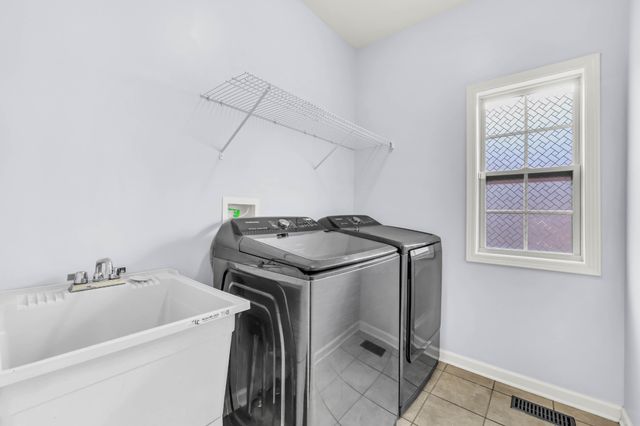 409 Carson Bailey Ct, Clarksville, TN 37043