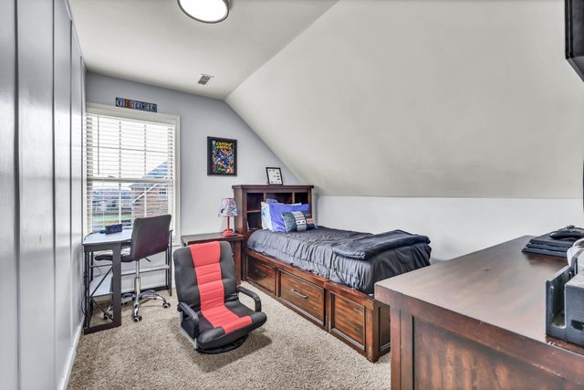 409 Carson Bailey Ct, Clarksville, TN 37043